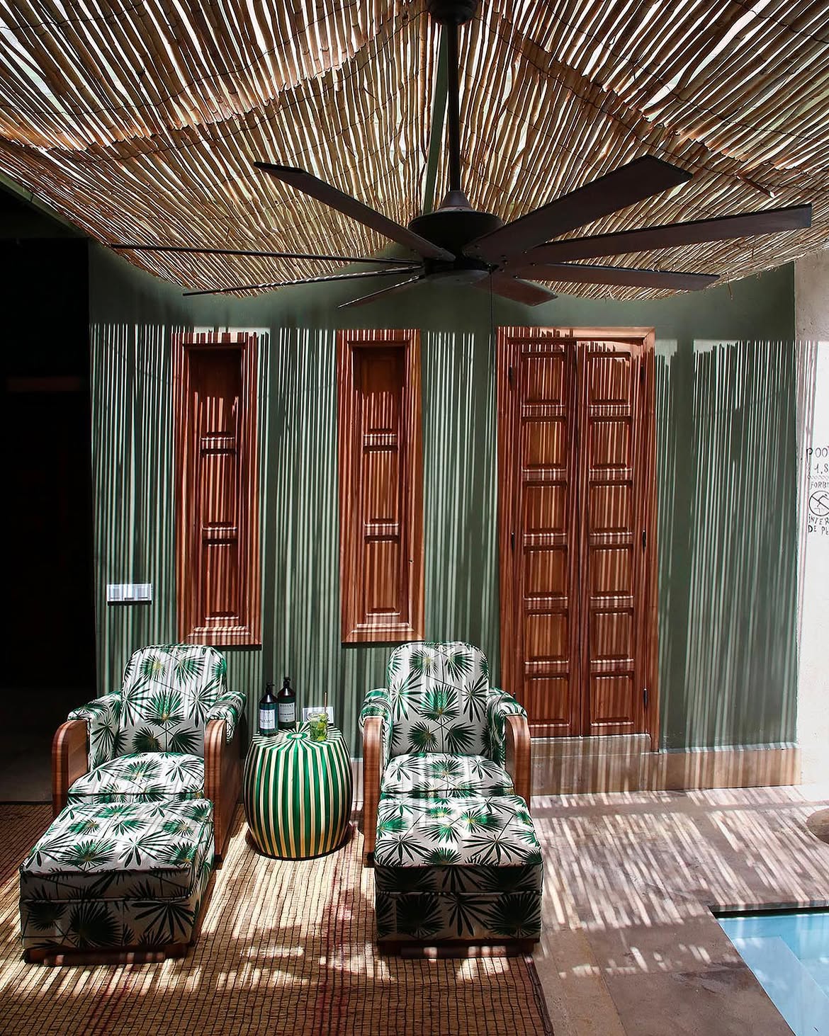 spa massage treatment